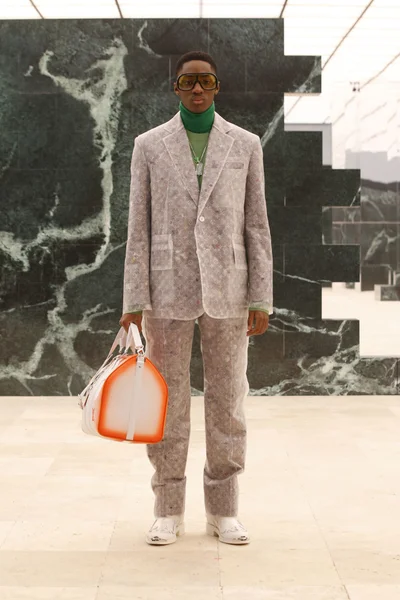 Look 36